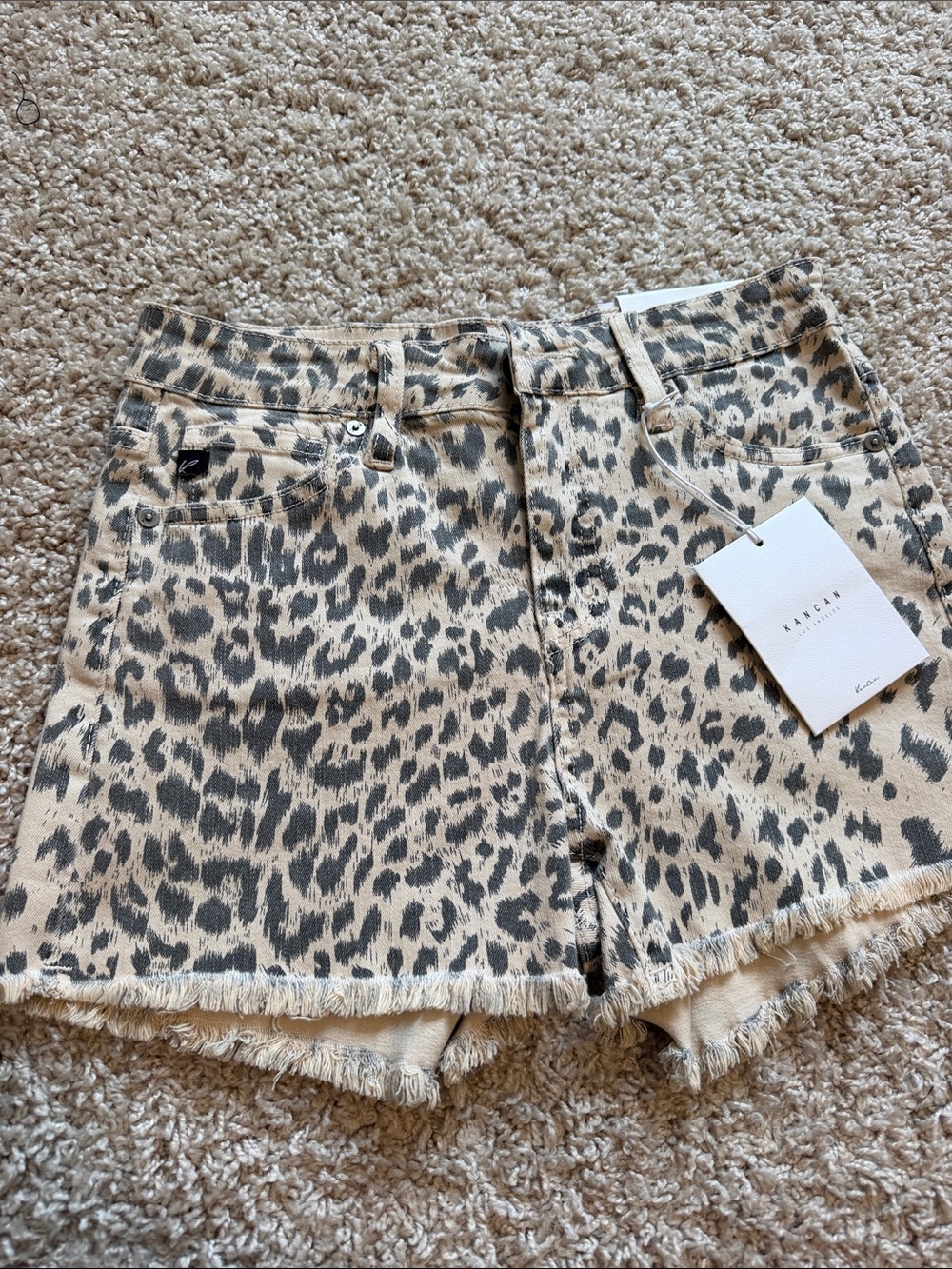 NWT Kancan Leopard Print Frayed Hem Women's Shorts - Beige/Black - Picture 2 of 5
